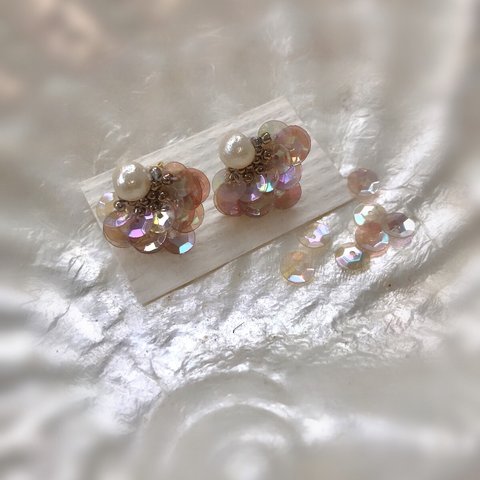 ふわふわ☁️パールとスパンコールのアクセサリー