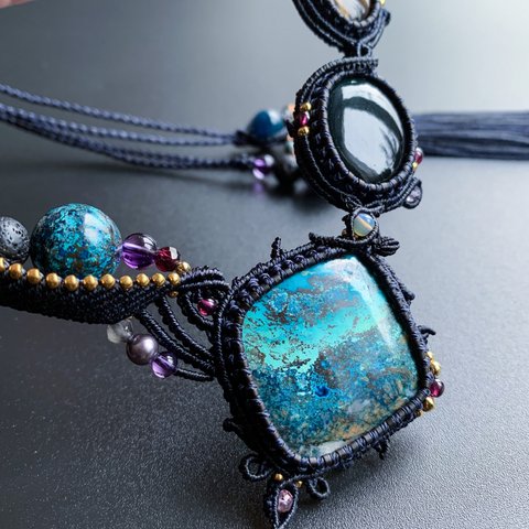 azurite × rainbow obsidian / bohemian necklace #マクラメネックレス#