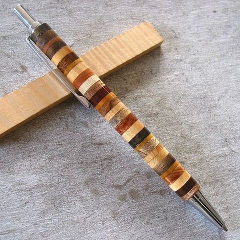 【寄木】木製シャープペン　木材の色彩は綺麗【即日発送】
