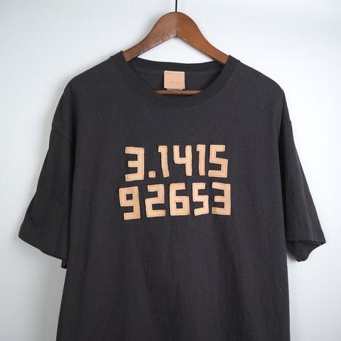 レザーパッチ（円周率）の 半袖 Tシャツ（4色）コットン 厚手
