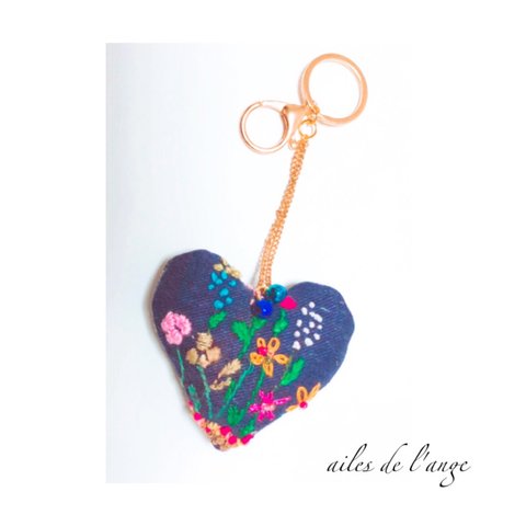 no.282 -  embroidery  Big Heart denim keychain