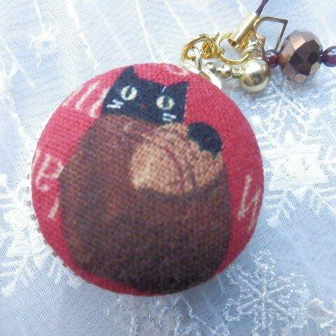 猫印チョコのマカロンケース①　小型（天然石の飾りつき） 