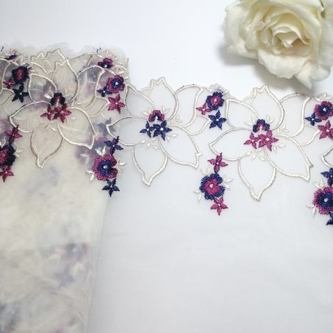 1m 花柄刺繍 チュールレース　ハンドメイド  生地  はぎれ　