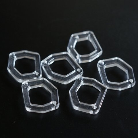 VINTAGE 【6個】clear Acrylbeads＊デザインアクリルビーズ＊不規則型＊アクリルビーズ＊繋ぎパーツ