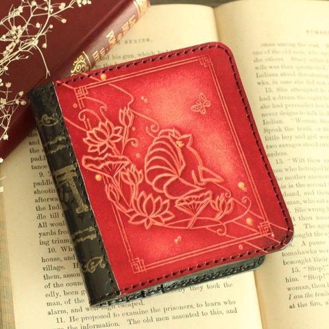 【赤色】狐と蓮の洋古書風折り畳み財布