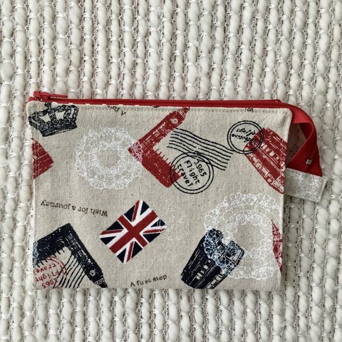 イギリス名物ポーチ、3つポケットポーチ、ユーニョンジャック、イギリス旗、ロンドンバス、ビッグ・ベン、British Icons 3 Pocket Zipper Pouch