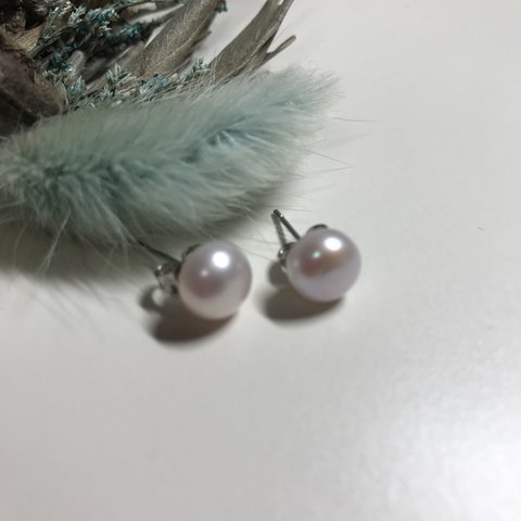 白いのパール　シンプルピアス