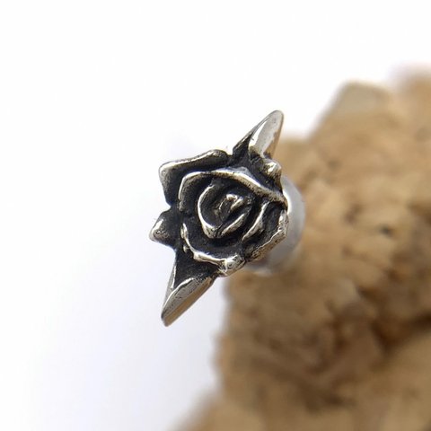 薔薇 ピアス/シルバー925 片耳用/セカンドピアス つけっぱなし/シルバーアクセサリー メンズ アクセサリー/V系 ゴシック/パンクロック ヴァンパイア/男性へのプレゼント