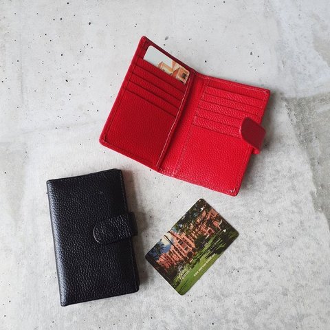 <レッド>【本革】Sサイズ手帳型カードケース