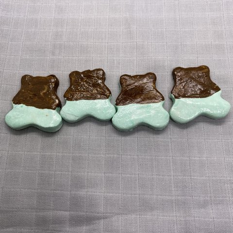 送料無料　チョコミントクマさん箸置き4個セット