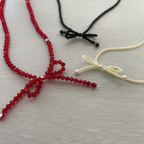 ribbon necklace