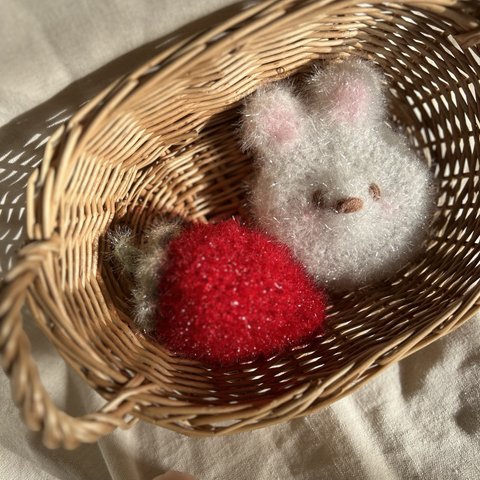 1番人気.′.′うさぎ＆いちごスセミset🍓"出産祝いにもおすすめ♡