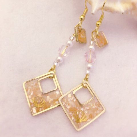 ダブルシェルフックピアス