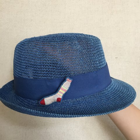 刺繍ブローチ　靴下