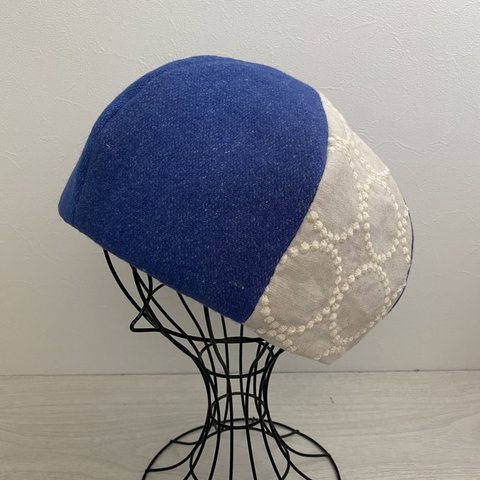 TOPI   ウールと刺繍生地のベレー（ブルー）