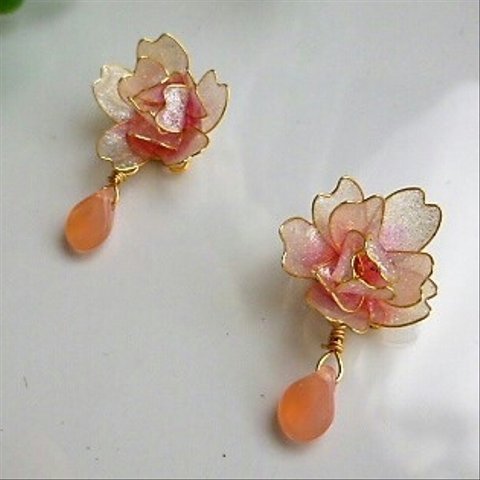 [受注生産]八重桜のピアス　　PW