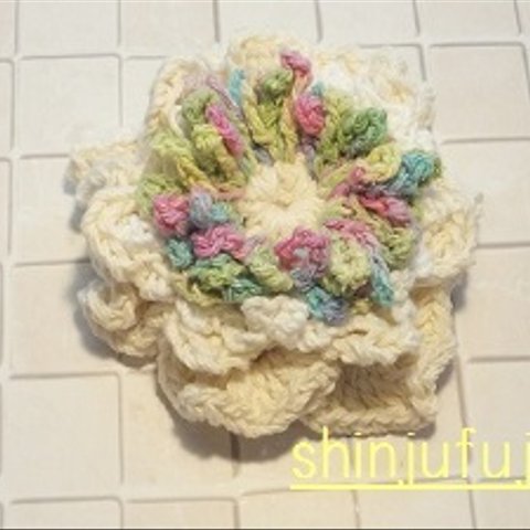 【Sold】お花畑のコサージュ27