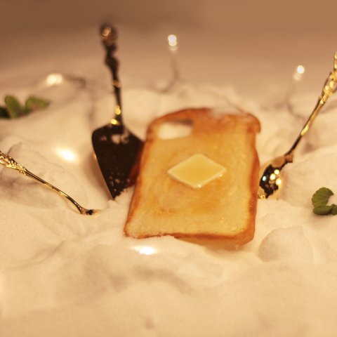 〈iPhone11 Proスマホケース〉妖精のバタートースト