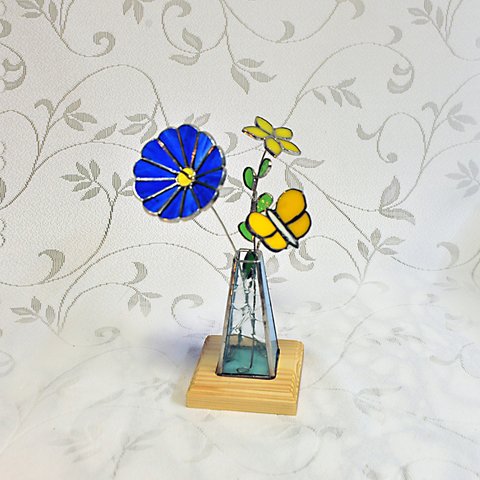 新作ステンドグラス一輪挿しお花シリーズ3青のお花、蝶、花瓶、花台セット