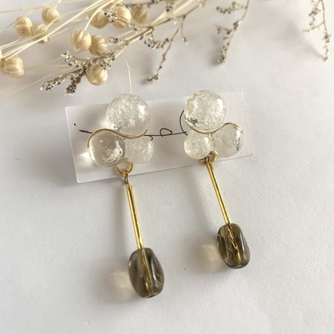 clear bubble x olive earrings