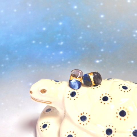 太陽系銀河＊Lapis lazuli × Iolit＊金継ぎピアス／S size 