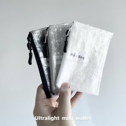 【Ultralight mini wallet】３つの収納スペース / 全3色