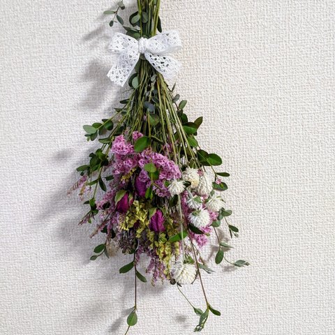 千日紅と薔薇のスワッグ