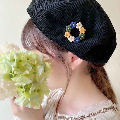 刺繍糸で編んだブローチ-アースカラー-