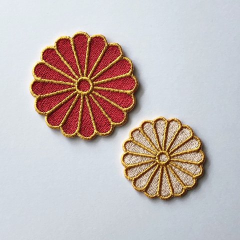 菊文様【赤】 刺繍シール ワッペン