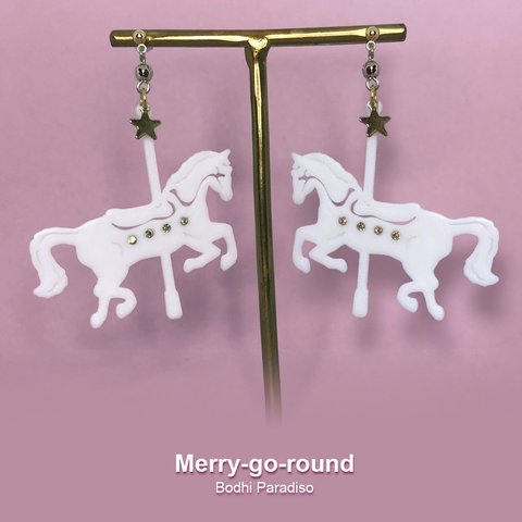 Merry-go-round ピアス（サーカス シルエットシリーズ）