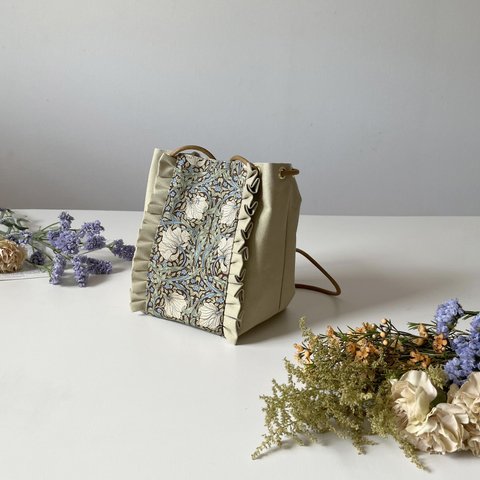 【受注生産】 斜めがけにも！2way canvas mini bag （モリスbeige）