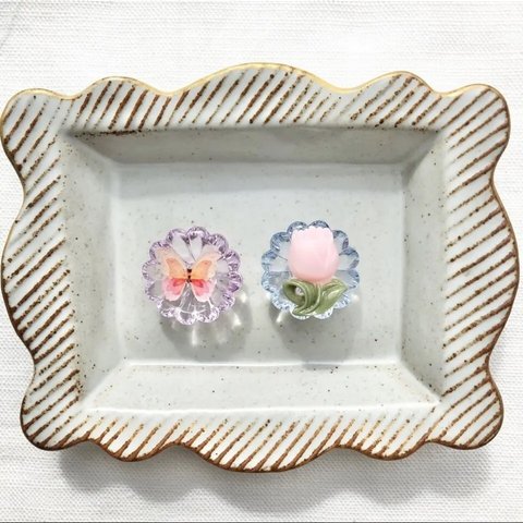 指輪★②set ヴィンテージ 花冠と蝶々とチューリップ　　ピアス　イヤリング　指輪　ブローチ昭和レトロ　レトロポップ　ファンシー　大ぶり　個性的　アニマル