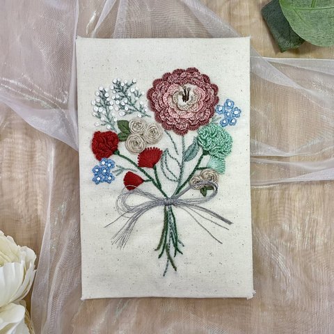 ❤︎刺繍ポストカード|名入れ|メッセージカード| トルコ桔梗の花束|インテリア|おしゃれ