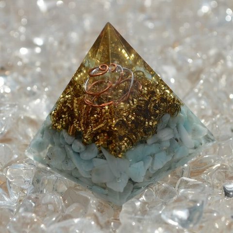 オルゴナイト （3.0cmピラミッド型）【ラリマー】