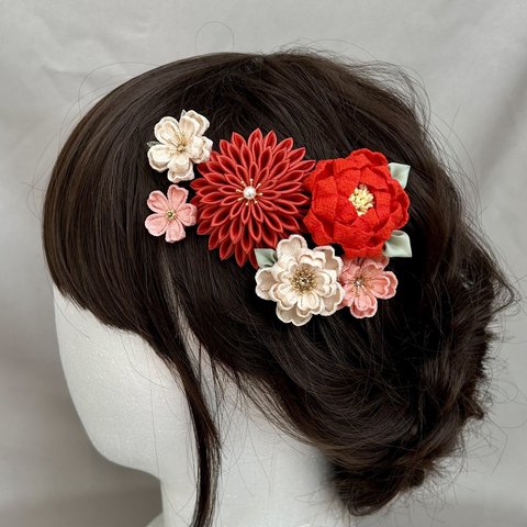 つまみ細工 ダリアと桜の髪飾り オレンジ 橙 朱赤 ベージュ サーモンピンク ヘアクリップ 七五三 成人式 袴 花嫁 