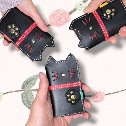 【2日以内発送可】子猫の三つ折りレザーキーケース＊カードポケット付き