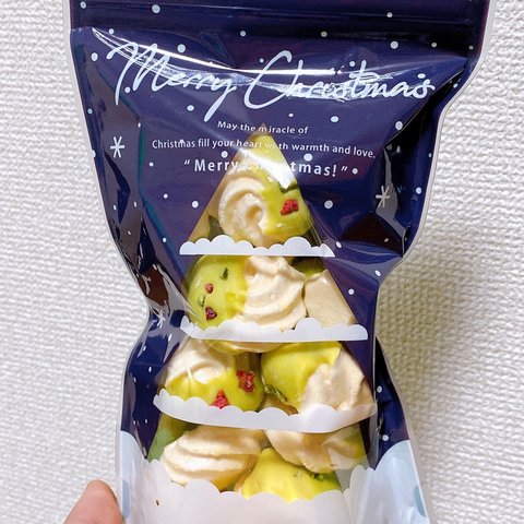 メレンゲクッキー🎄ピスタチオチョコがけ