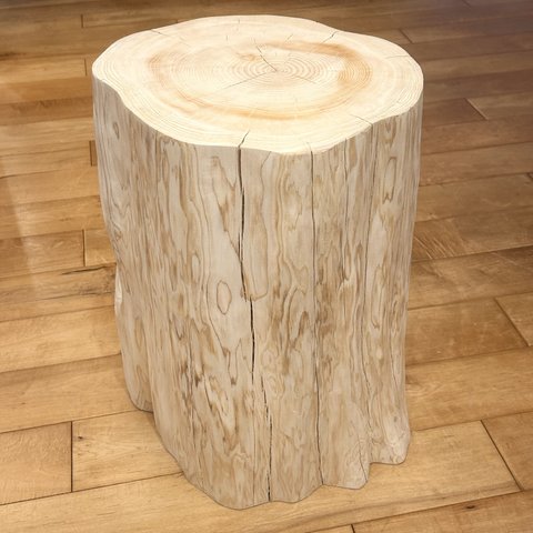  Hinoki Wood Stool No.557