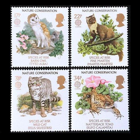 ふくろう、猫など イギリス 1986年 外国切手4種 未使用【猫切手 素材】