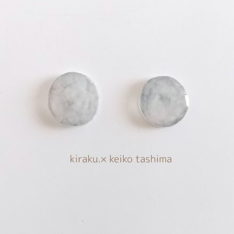 kiraku. ✕ art　絵画イヤリングorピアス　レジン　紫陽花　花　白