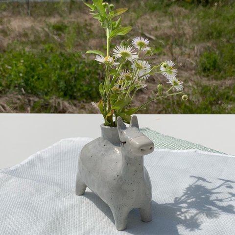 背中に小鳥を乗せたロバさんボトル