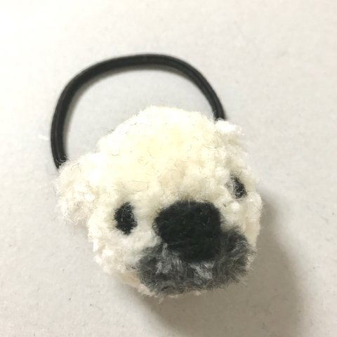 再販×2＊”耳まで ふわふわ ちびくまさん”  ヘアゴム or ヘアピン or ピンブローチ＊polar bear しろくまさん