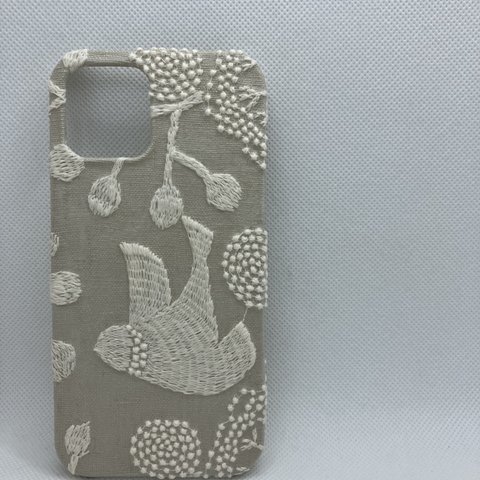 iPhone 15 cover