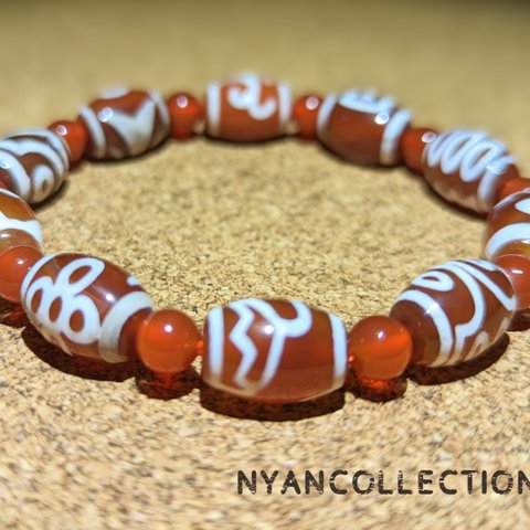 Nyancollectionオリジナル♪ちょっぴり贅沢な天珠繋ぎのブレスレット 赤瑪瑙