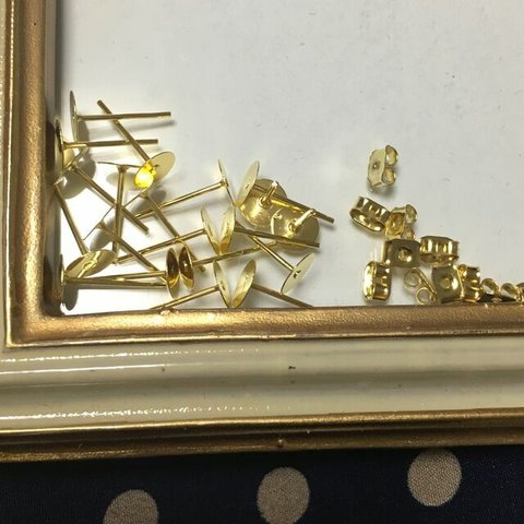 【No.P01】40個 20ペア 18k 18金 6ミリ平皿ピアス ゴールド