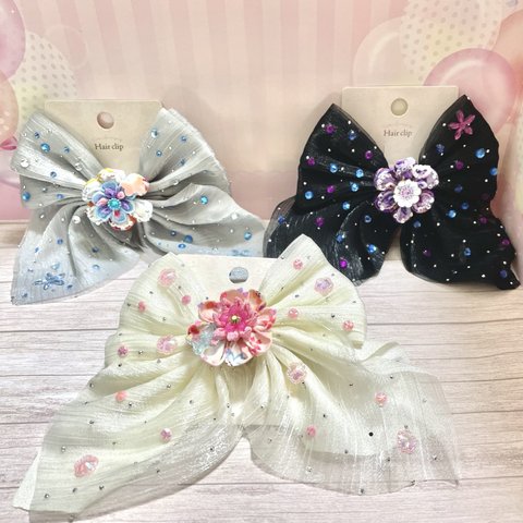 ちりめんつまみ細工の大きな花リボンヘアクリップ🎀☆値下げしました！☆