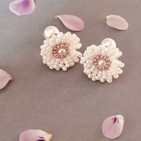 ○お花ピアス○