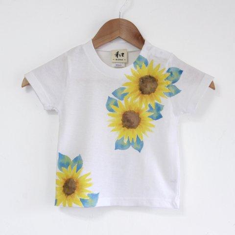 キッズ ひまわり柄Tシャツ　手描きで描いたひまわりの花柄Tシャツ