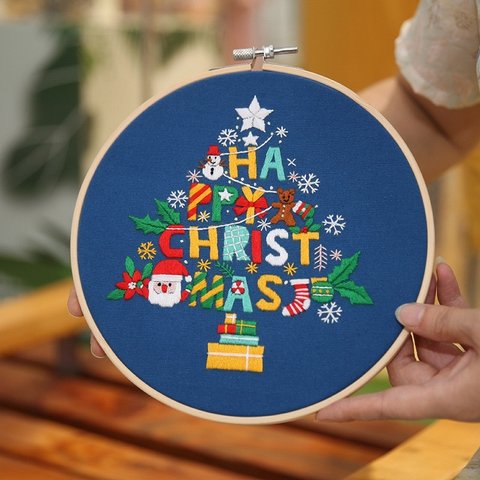 クリスマスツリー　ベル刺繍作成キット サンタさん