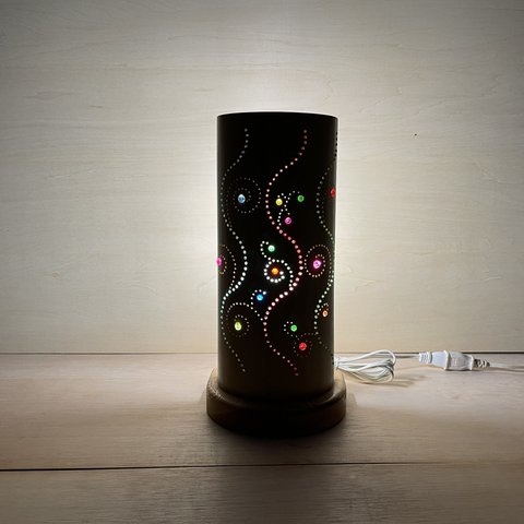 竹あかり(竹明かり、bamboo light)モダンなビーズ仕込み、背面カット、壁際用